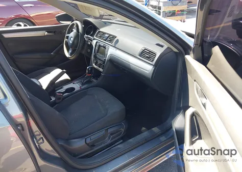 2018 Volkswagen Passat 2.0T R-Line/2.0T S from USA, damaged, VIN 1VWAA7A32JC001344